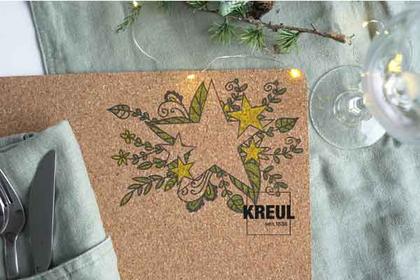 Tisch Set Kork basteln Motiv verschönern Upcycle DIY Tutorial KREUL Transfer Marker DIY basteln Motiv übertragen Tisch Set Kork