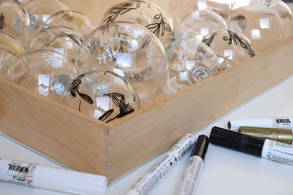 KREUL Lackmarker Weihnachten Glaskugel Acrylglas Kugel DIY