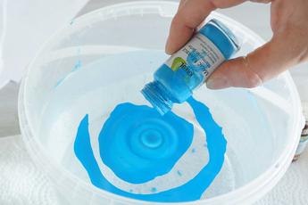 Hellblau Lieblingsfarbe Trend Farbe Januar KREUL Magic Marble Hellblau Farbe des Monats Januar